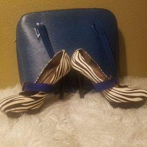 Zebra closed toe heels (purse not included)